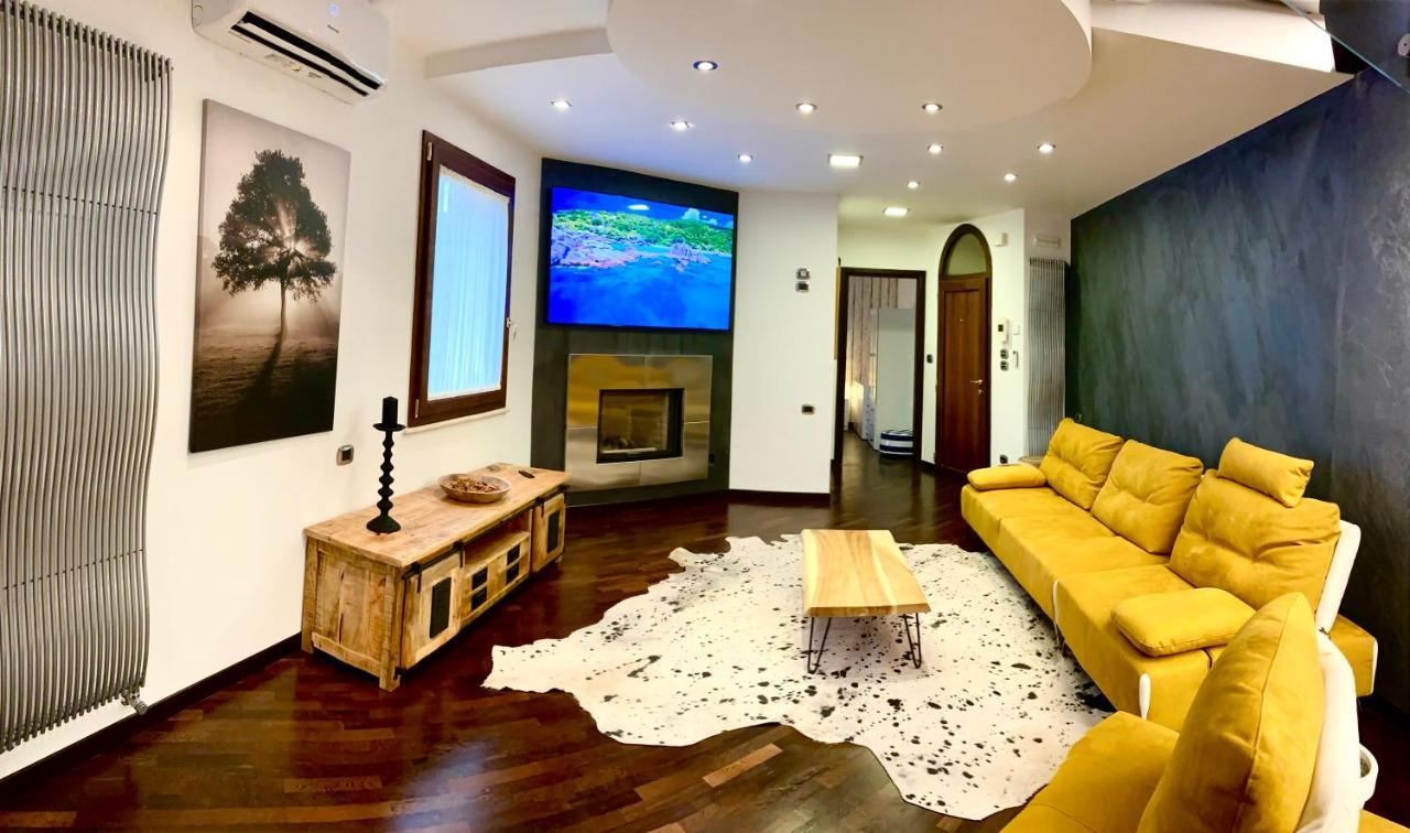 Wood Luxury House Pescara